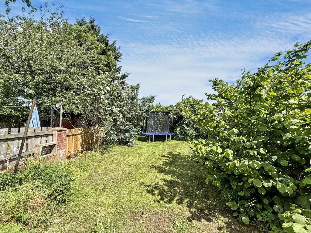 Property photo 2 of 3