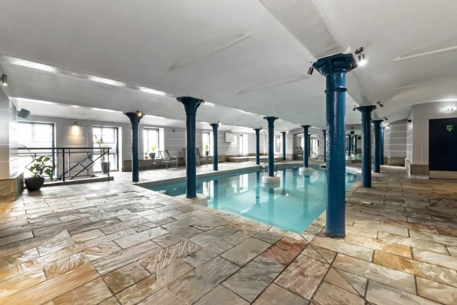 Property photo 2 of 6 Pool