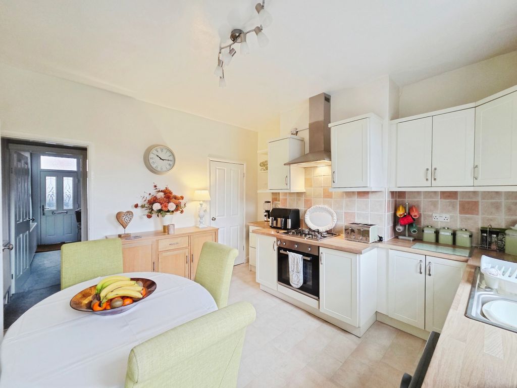 Property photo 2 of 20 D69Eda9B-1000118378