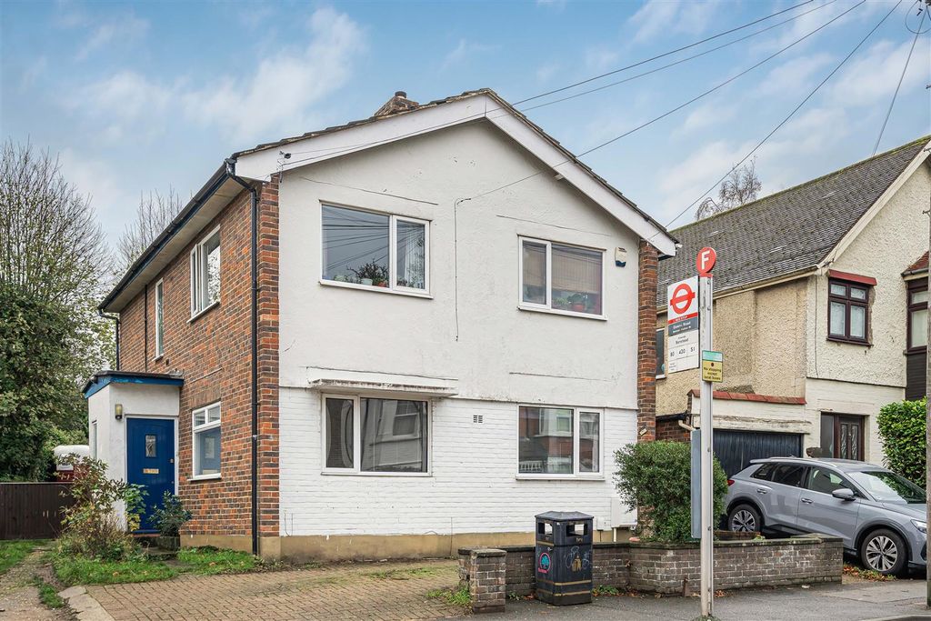 Property photo 1 of 8 16_68385.Jpg