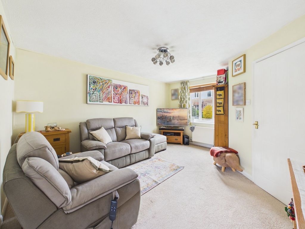 Property photo 3 of 18