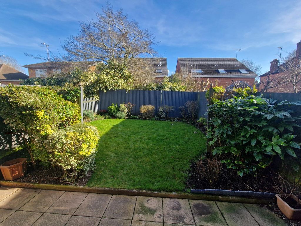 Property photo 2 of 12