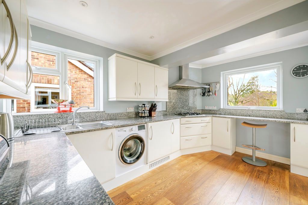 Property photo 3 of 18 Photo 8