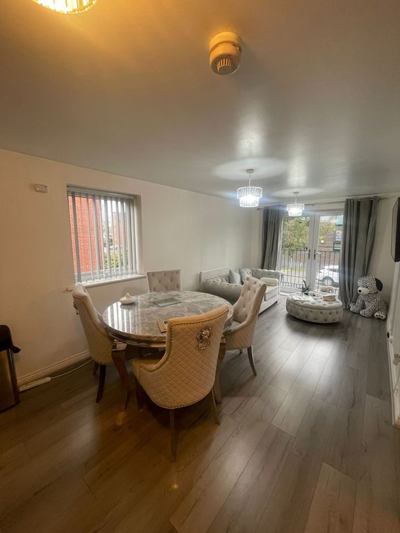 Property photo 2 of 16 Whatsapp Image 2025-10-27 At 5.07.21 Pm