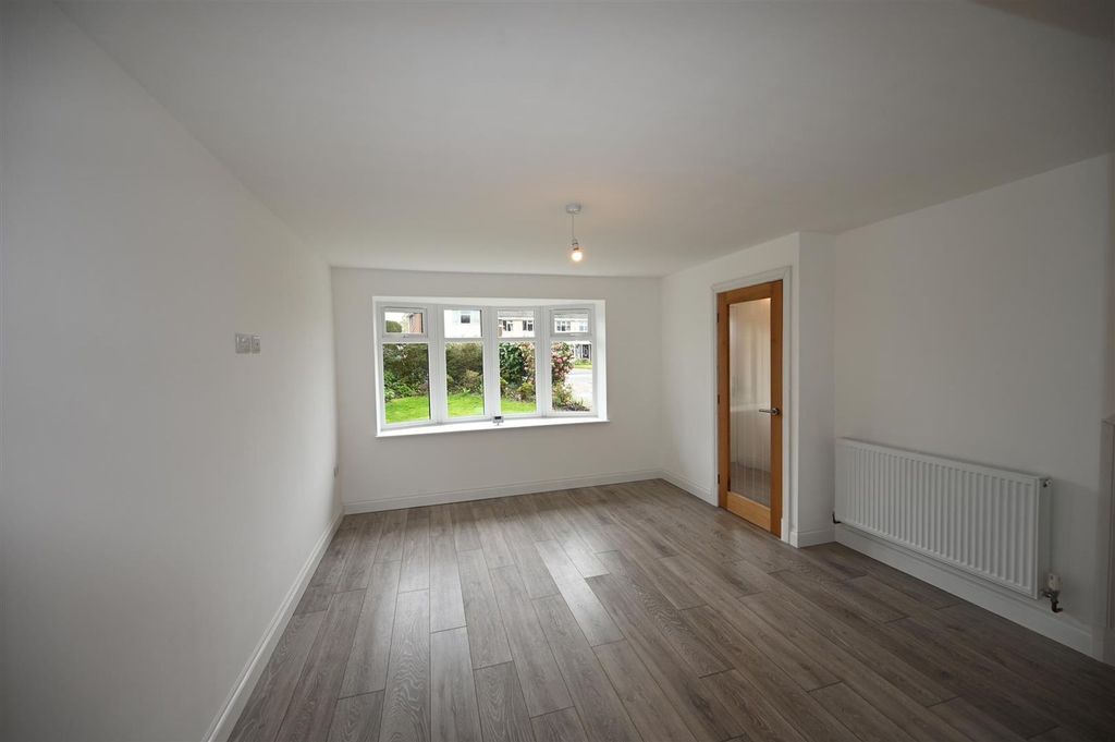 Property photo 2 of 13 7381Fe6D-A0Eb-495E-9Ddc-D6Ecf10E0F57.Jpeg