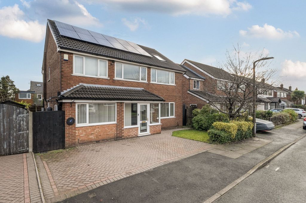 Property photo 1 of 21