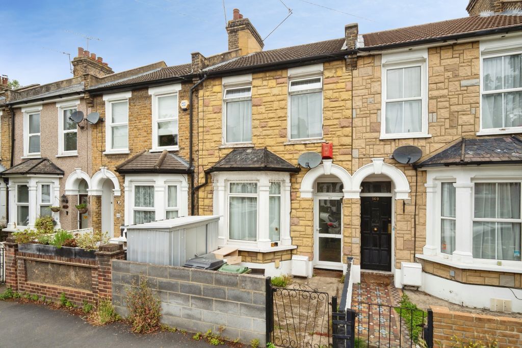Property photo 2 of 16