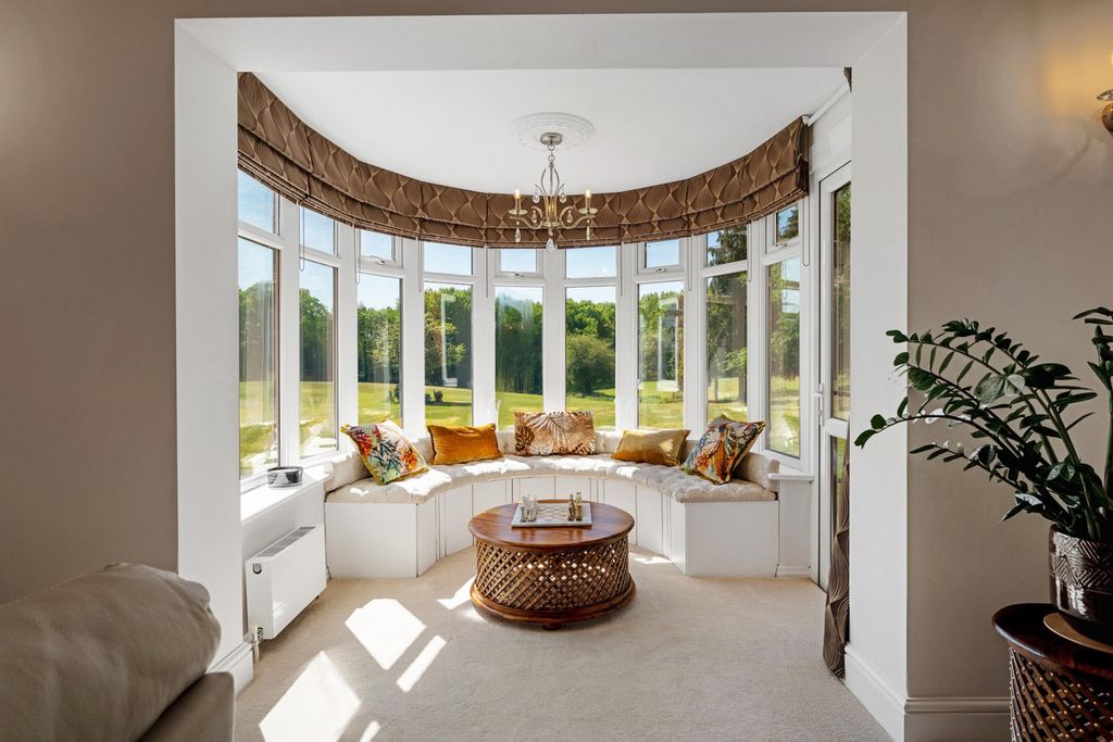 Additional image 8 of 6 bed detached house for saleCherry Pit Lane, Beoley, Worcestershire B98