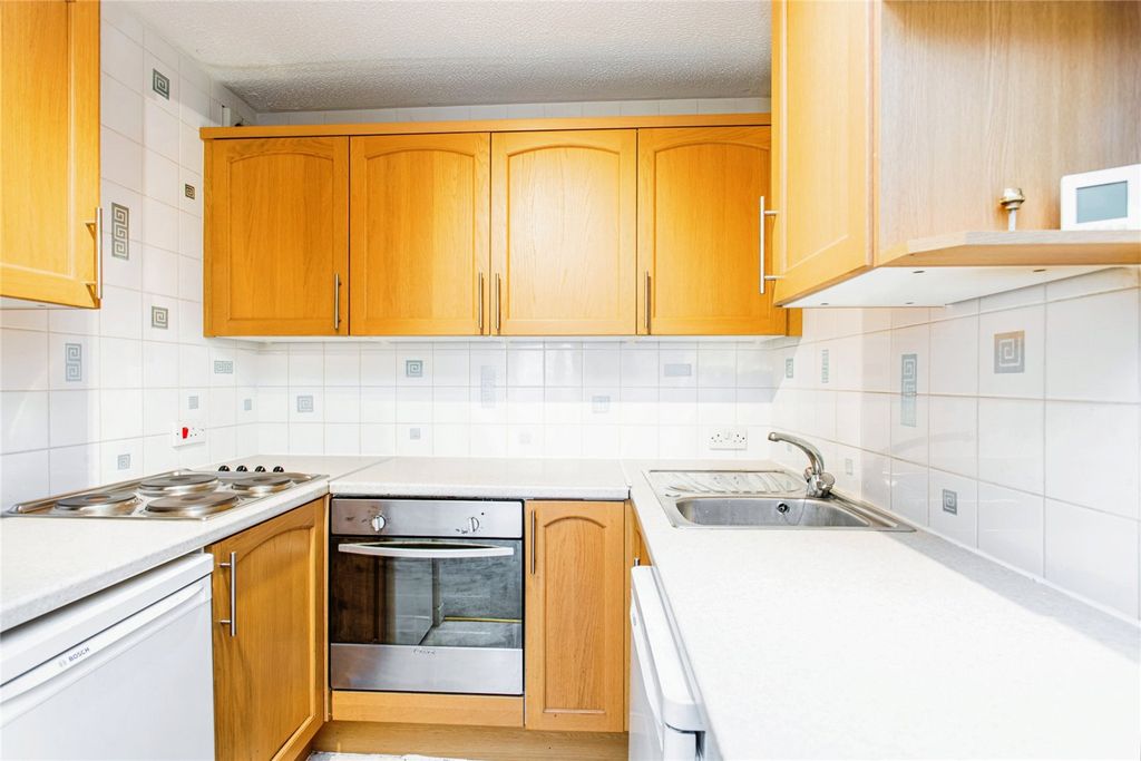 Property photo 3 of 16 Kitchen