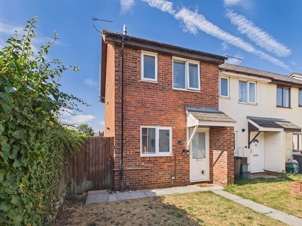 Property photo 1 of 17