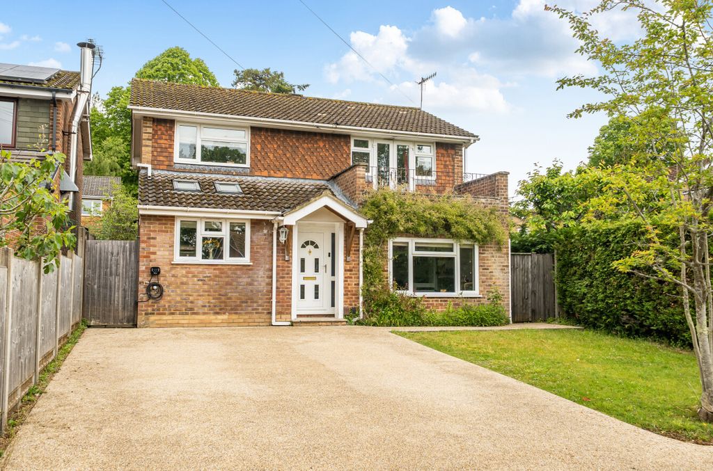 Property photo 1 of 12 1463437-1-6A0Ad5F...