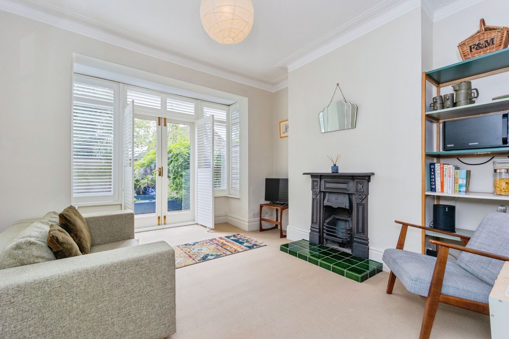Property photo 3 of 24 Imgl7372