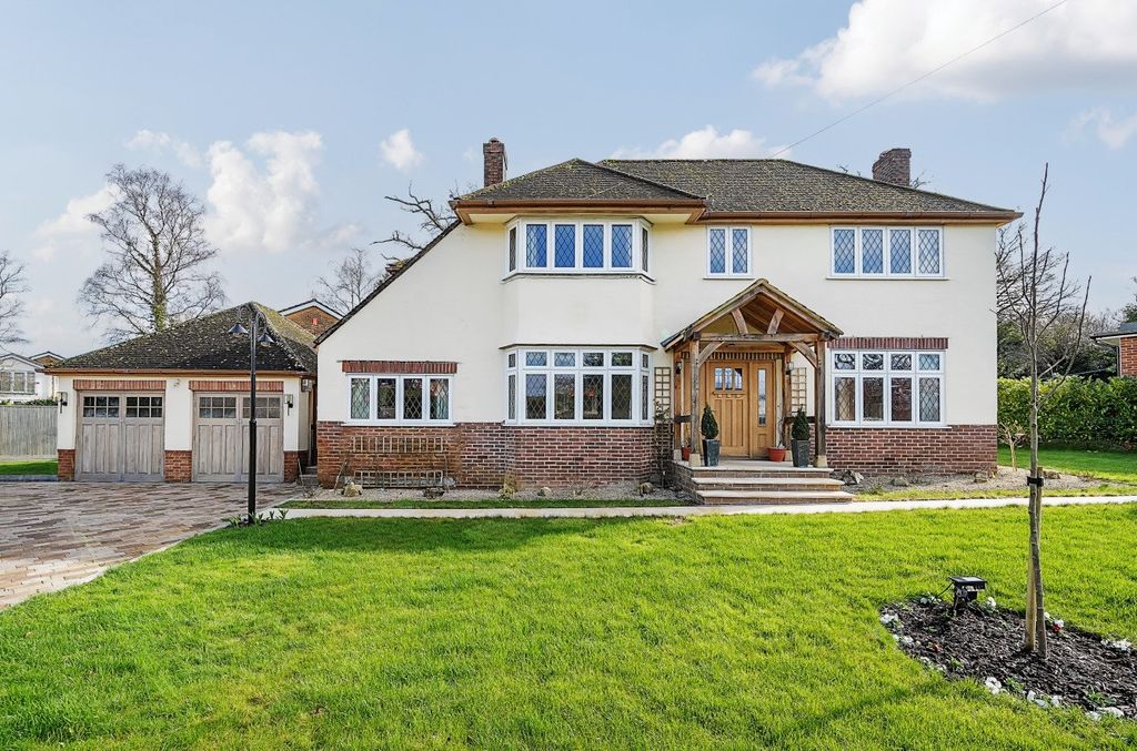 Property photo 1 of 18 Picture No. 01