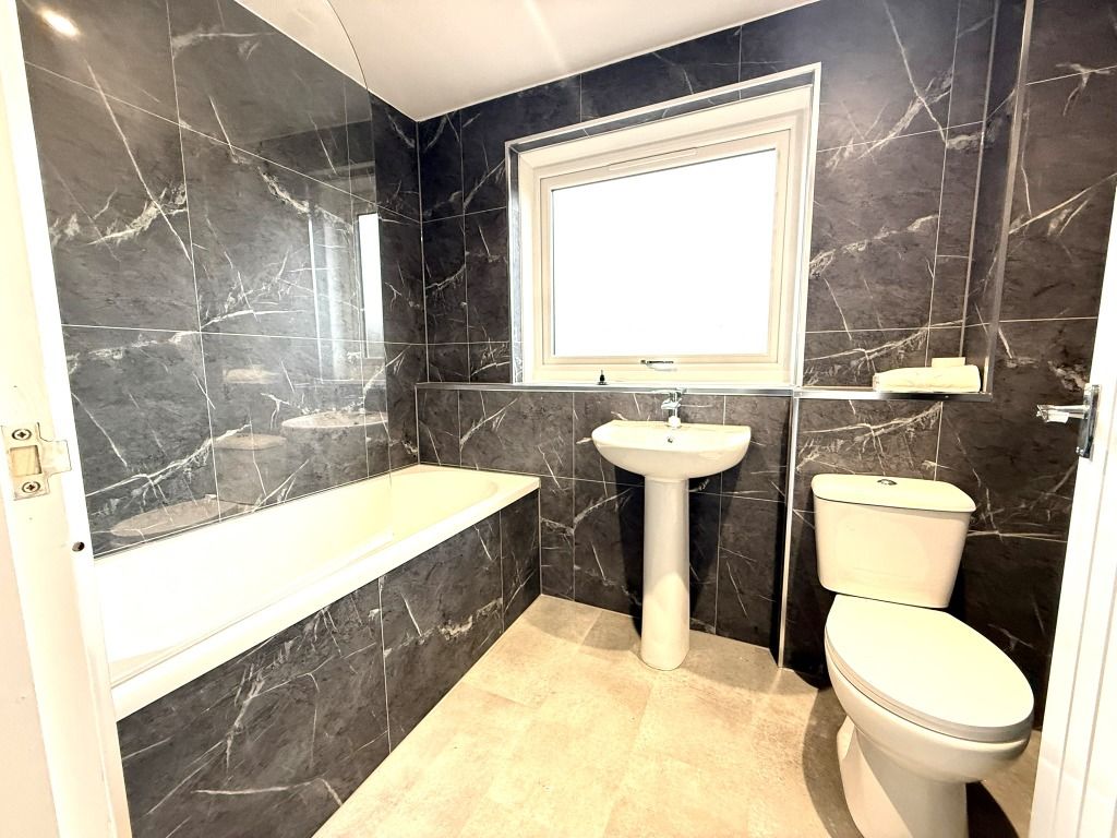 Property photo 2 of 12 Photo 2