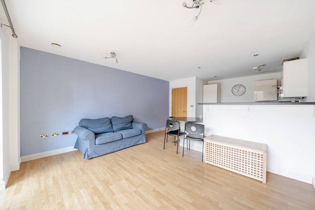 Property photo 2 of 13 Picture No. 09
