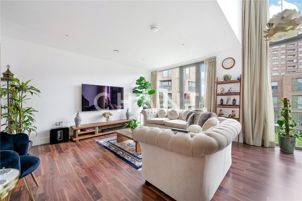 Property photo 3 of 16 Picture No. 01