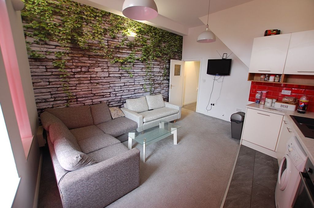 Property photo 2 of 9 Picture No. 02