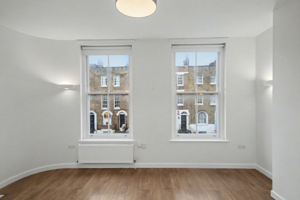 Property photo 2 of 12 2.Jpg