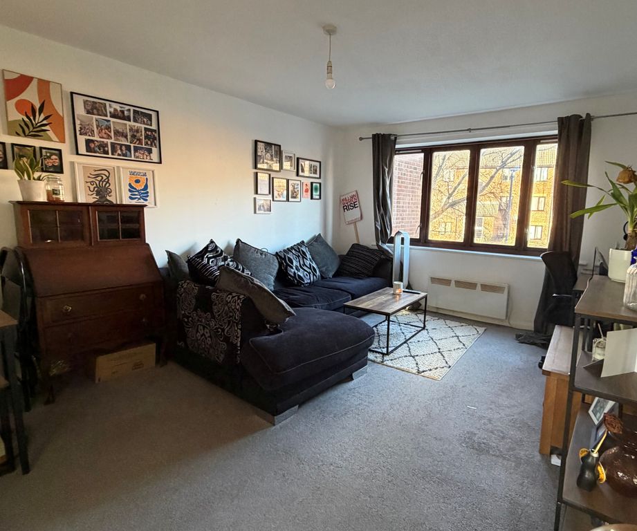 Property photo 3 of 7