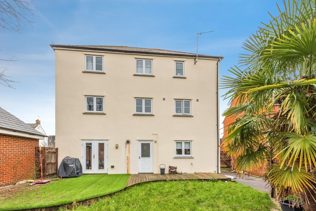 Property photo 2 of 21 Pbox-Img.Jpg