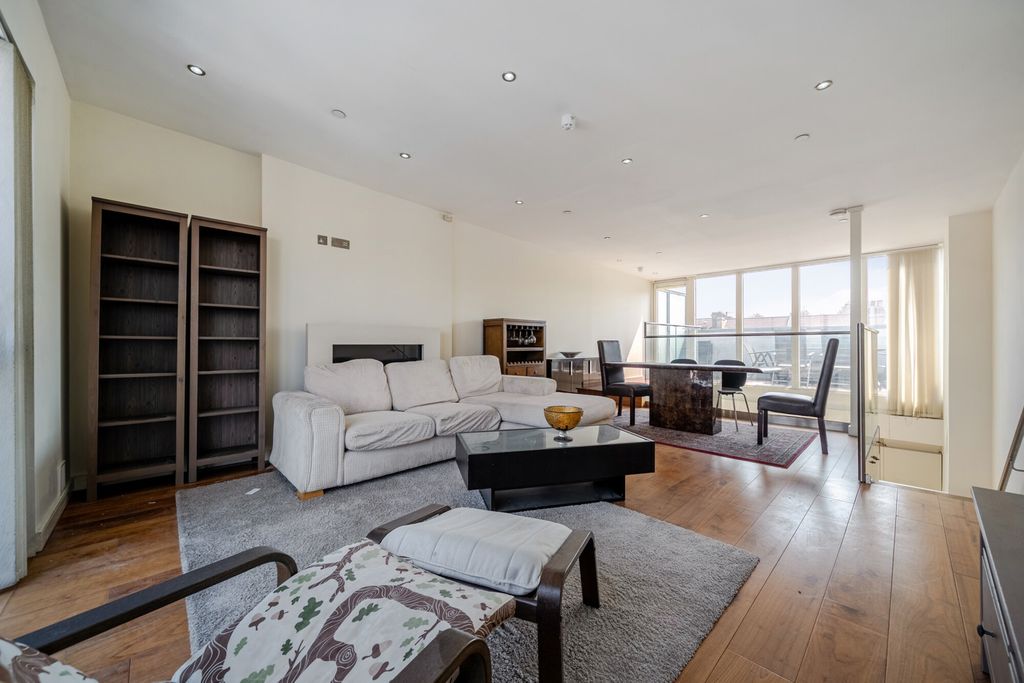 Property photo 1 of 17 1509445-15-1A0004...