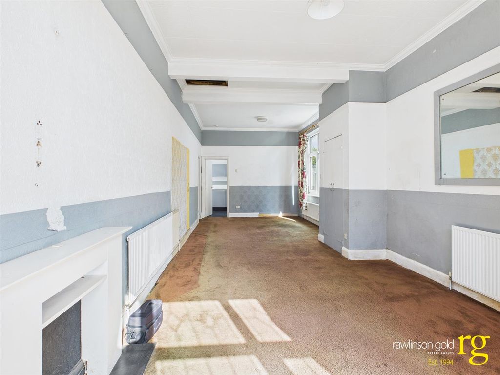 Property photo 3 of 10 Cam02900G0-Pr0283-Still003.Jpg