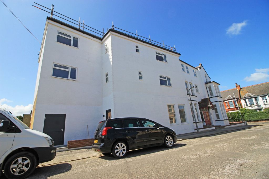 Property photo 2 of 2 Picture No. 17
