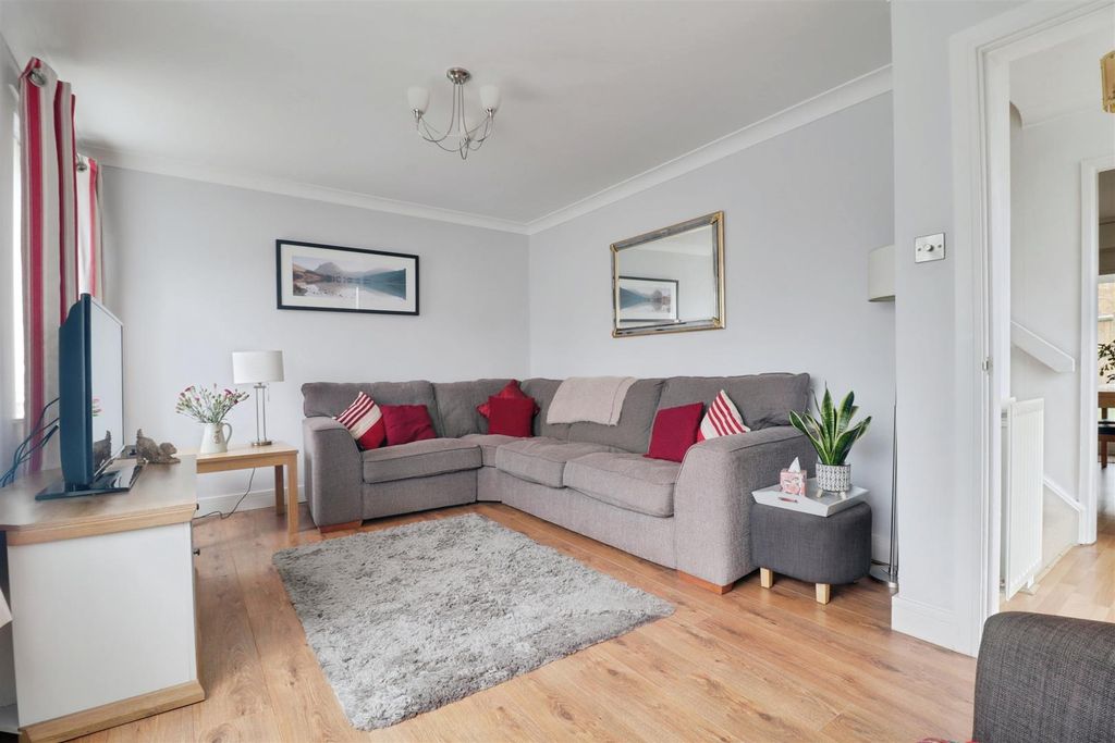 Property photo 2 of 14 Af1Fa1F4-Img_9384-Img_9386.Jpg