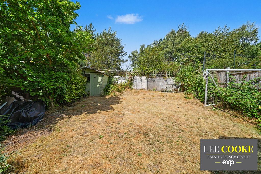 Property photo 3 of 34