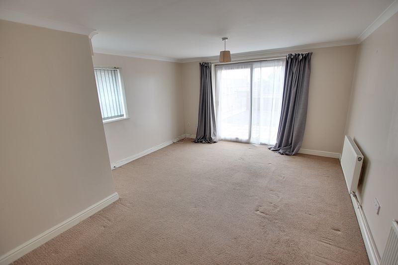 Property photo 2 of 9 Photo 1