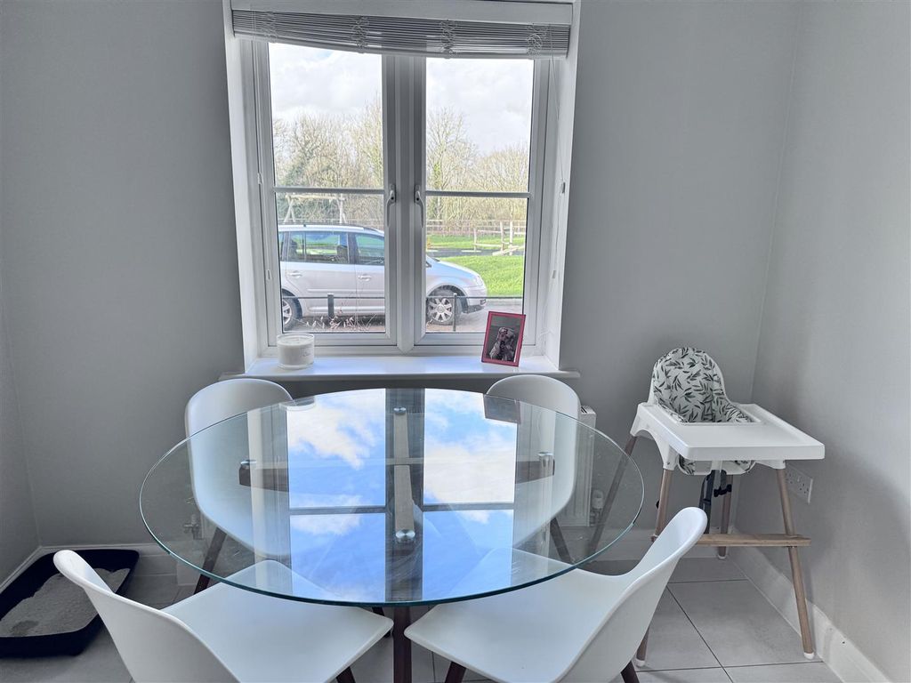 Property photo 3 of 12 Img_4091.Jpg