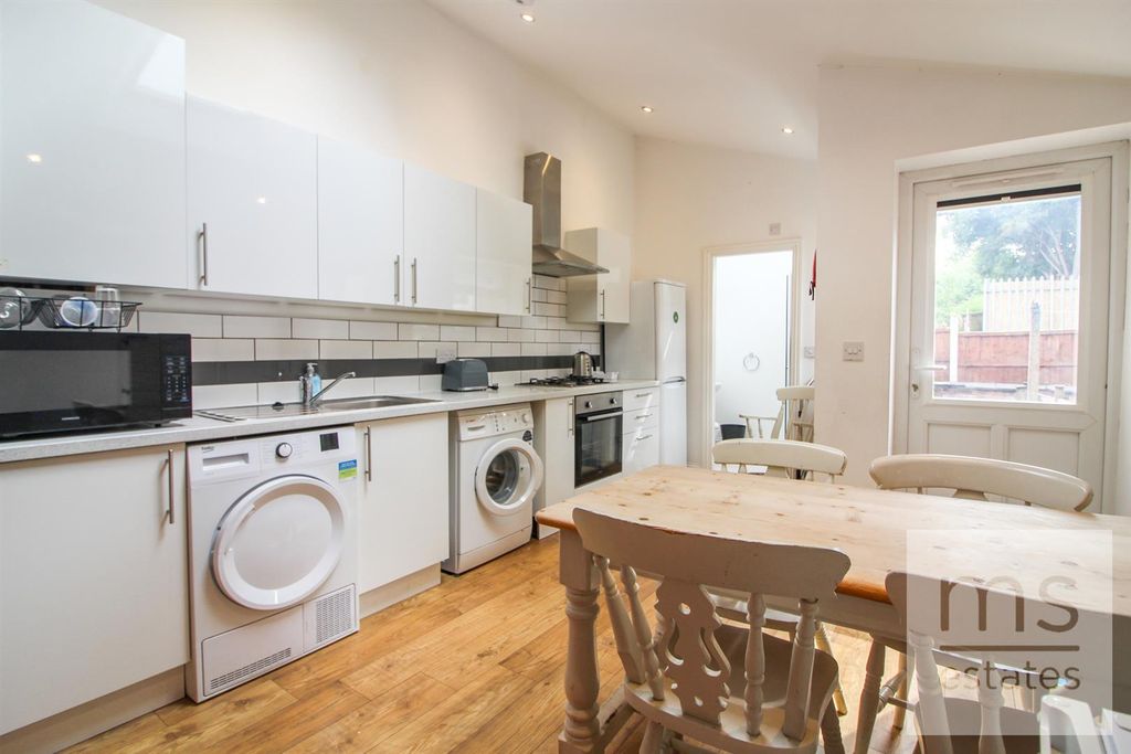 Property photo 2 of 20 Img_0693.Jpg