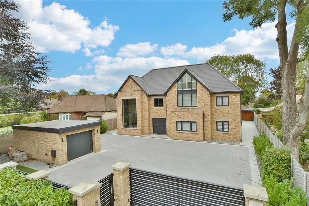 Property photo 3 of 29 Front Web