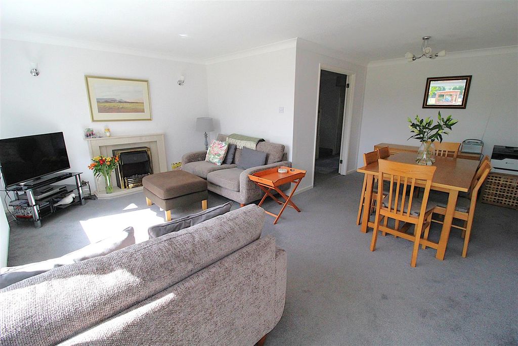 Property photo 2 of 19 Img_4363.Jpg