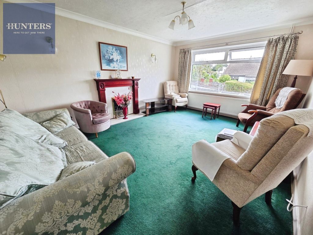 Property photo 3 of 15 Pbox-Img.Jpg