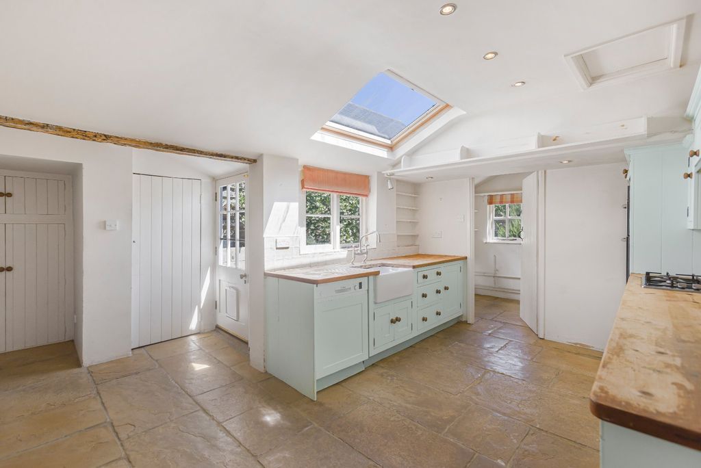 Property photo 1 of 19 Kitchen/Dining Room