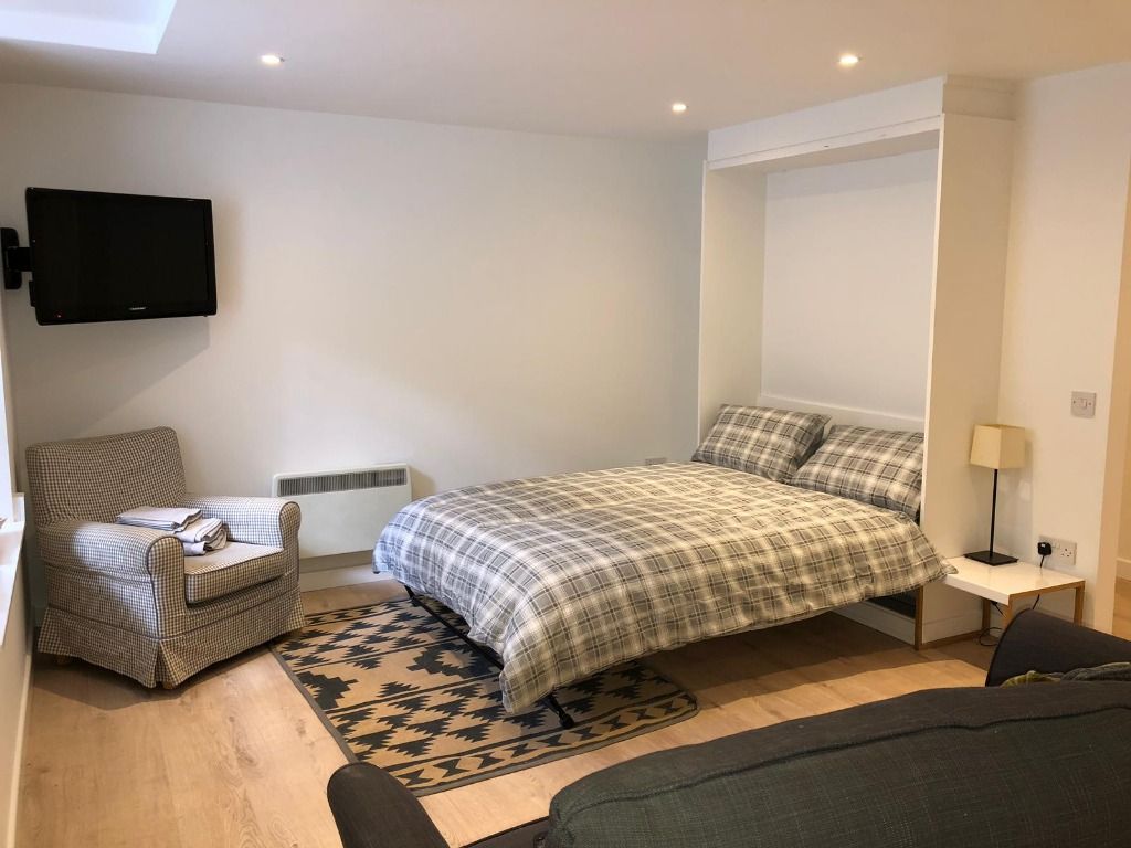 Property photo 3 of 8 Photo 3