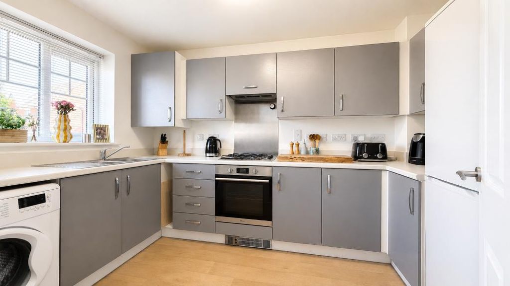 Property photo 2 of 10 58809740-E1Dd-478F-A376-4363E02C9F62.Png