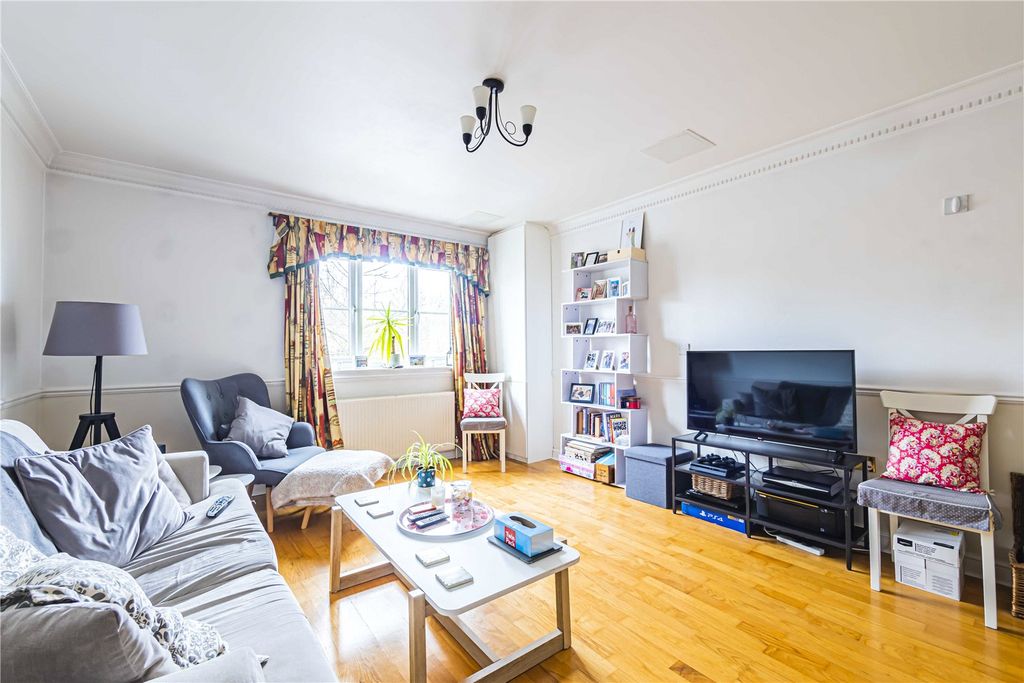 Property photo 3 of 13 Picture No. 16