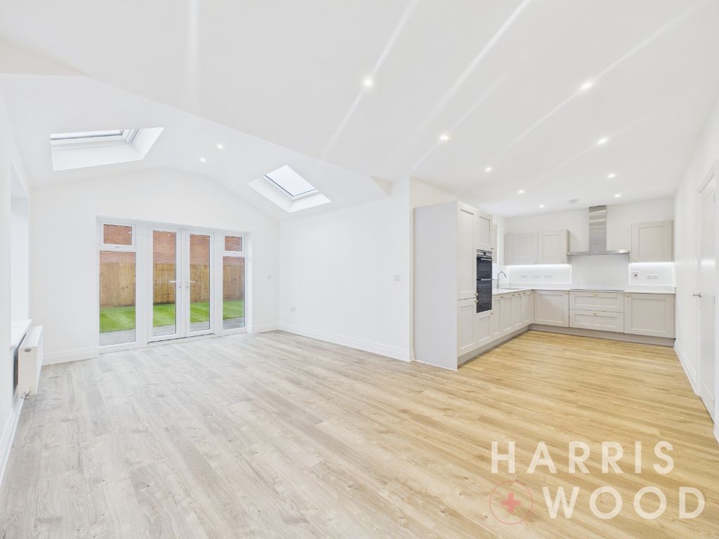 Property photo 3 of 35 4892633