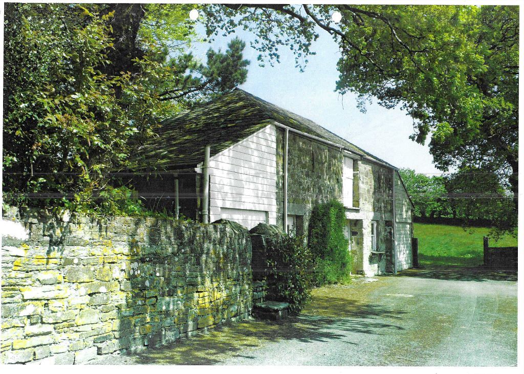 Property photo 1 of 3