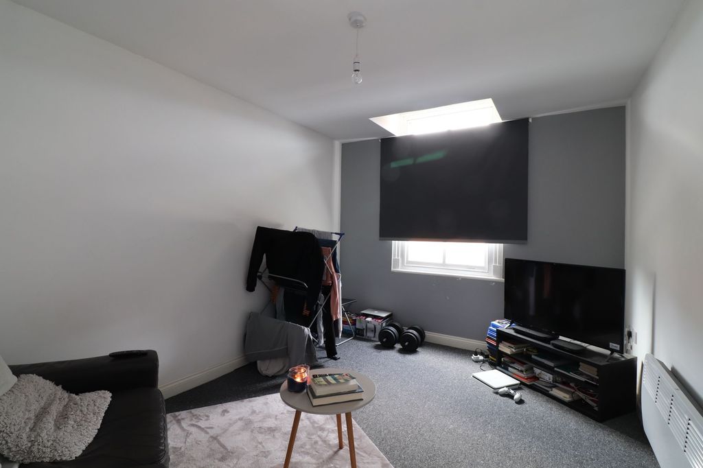 Property photo 2 of 4