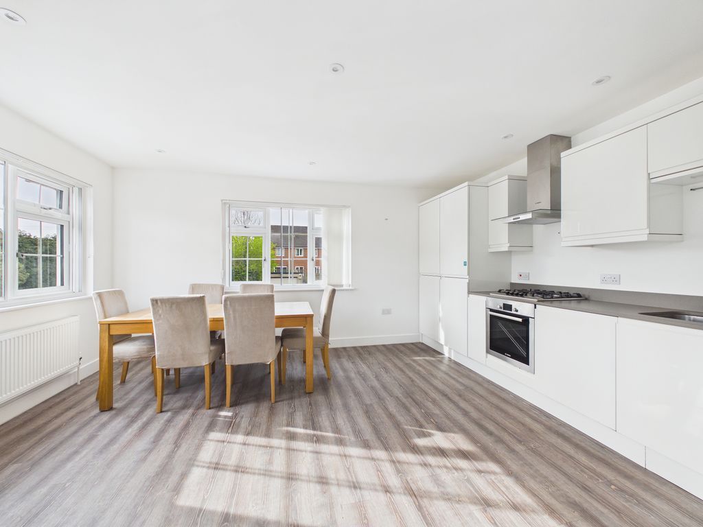 Property photo 2 of 13 Photo 11