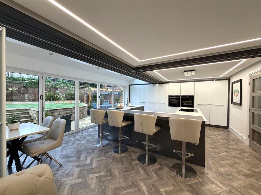 Property photo 3 of 72 G .Jpeg