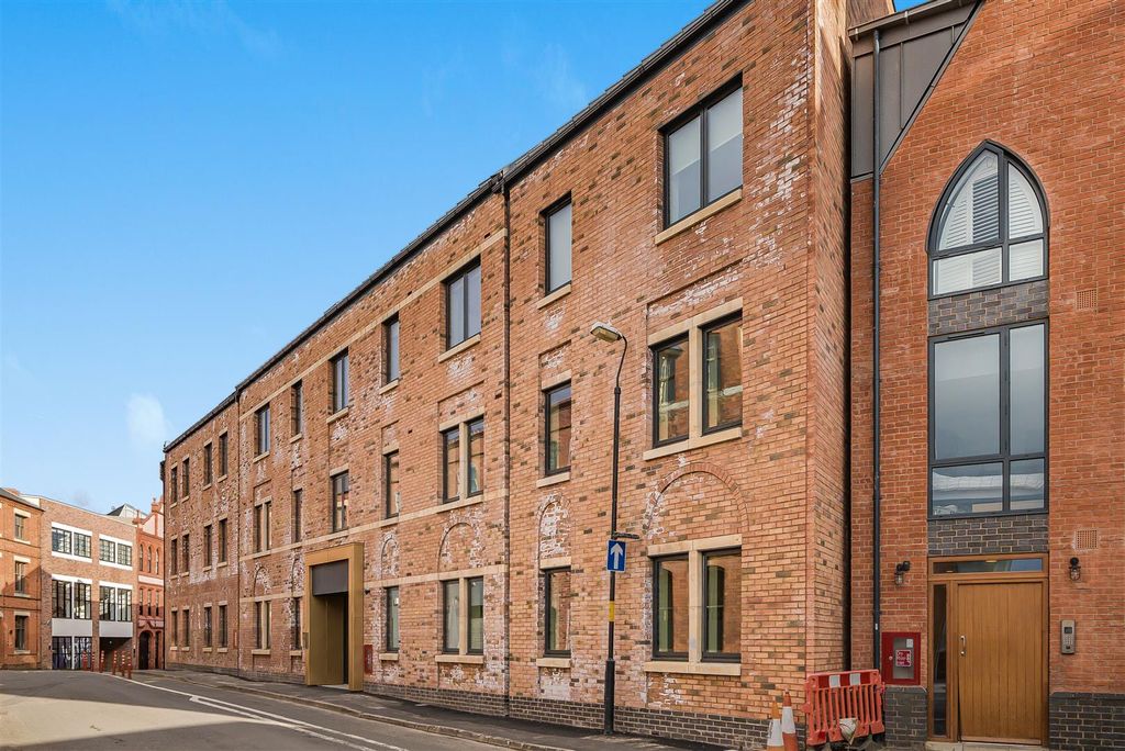 Property photo 1 of 17 1253044 (1).Jpg