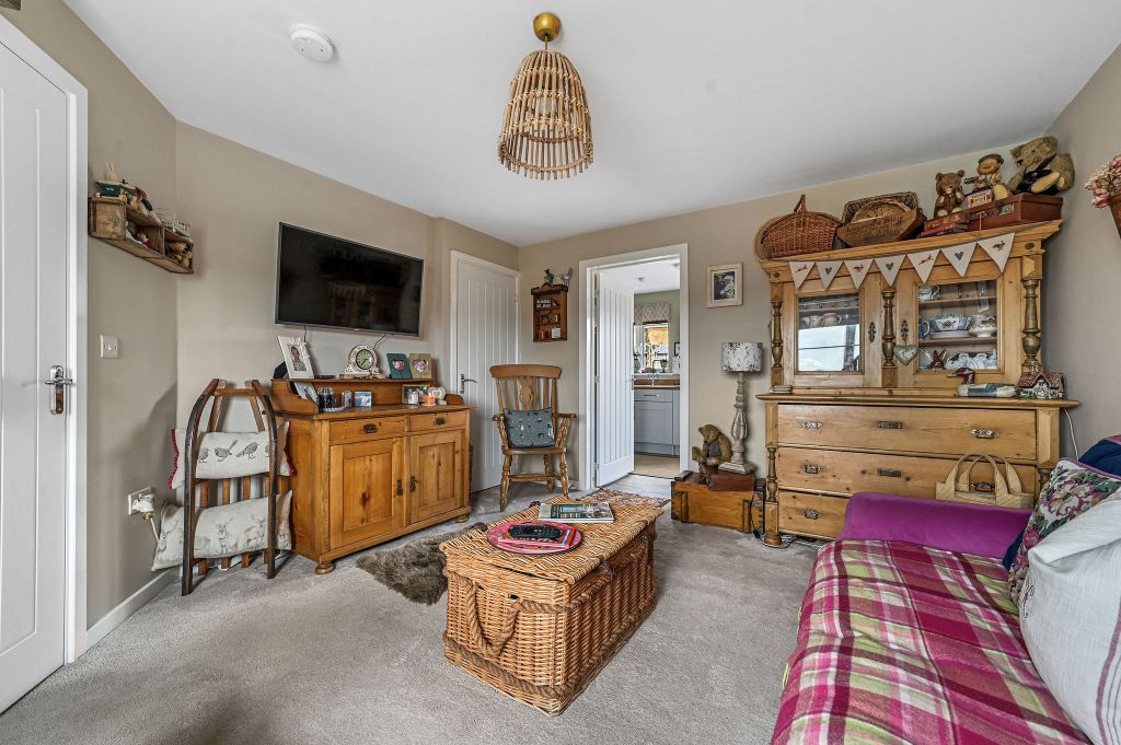 Property photo 3 of 13