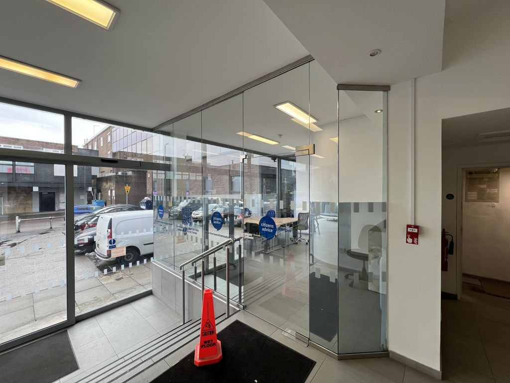 Property photo 3 of 4