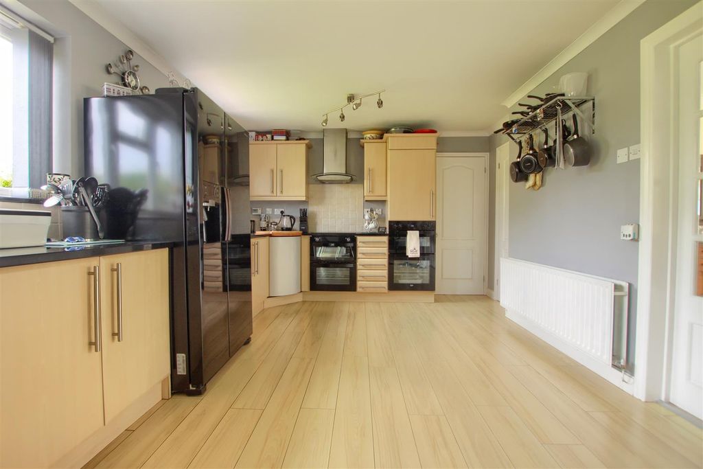 Property photo 2 of 15 Wb6.Jpg