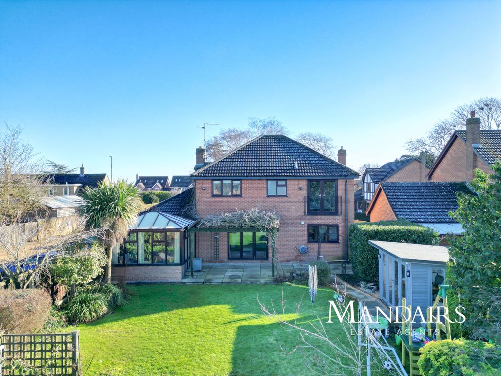 Property photo 1 of 45