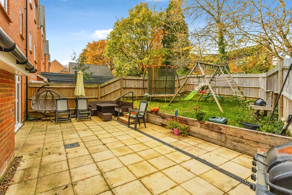 Property photo 2 of 17